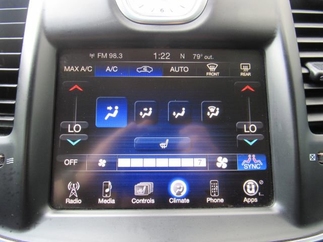 Used 2015 Chrysler 300 Limited image 50