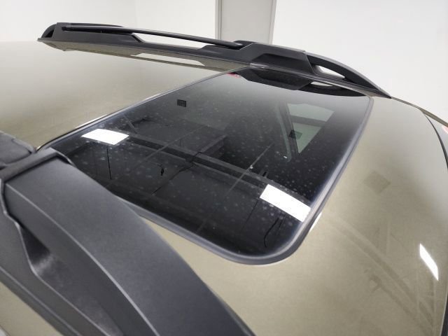 Used 2025 Subaru Outback Limited w/ Popular Package #2 image 15