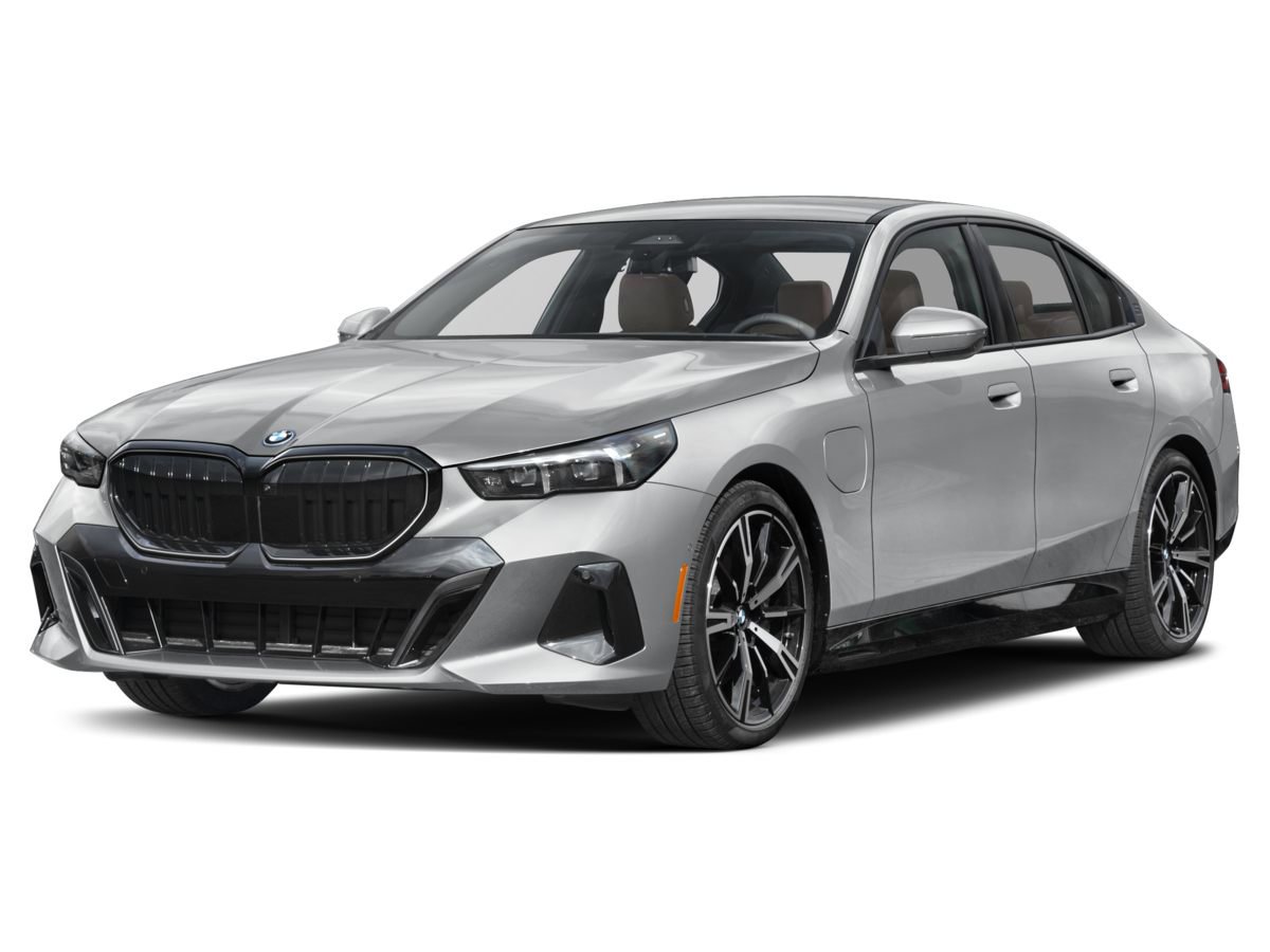 Used 2026 BMW 550e xDrive w/ Premium Package AWD/4WD image 1