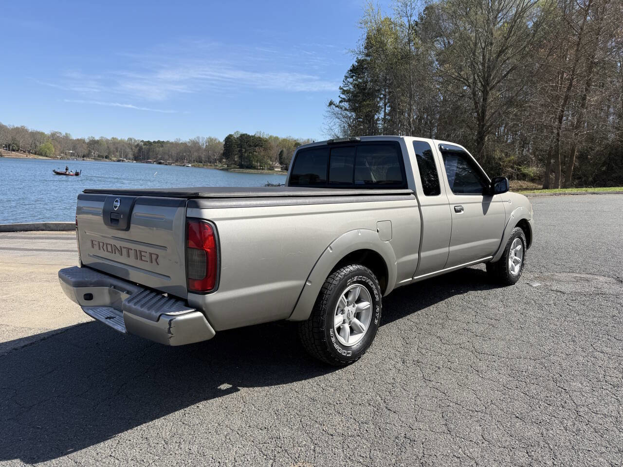 Used 2004 Nissan Frontier XE w/ (VTP) Value Truck Pkg image 7