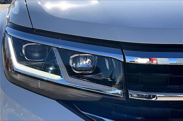 Used 2022 Volkswagen Atlas SE image 31