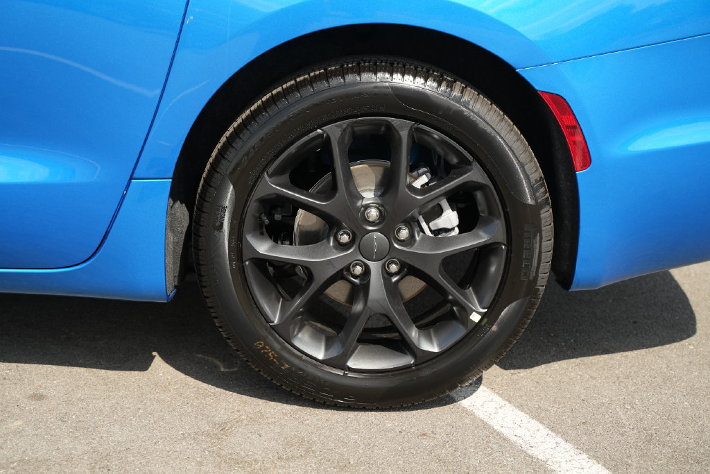 New 2027 Chrysler Pacifica Limited FWD image 45