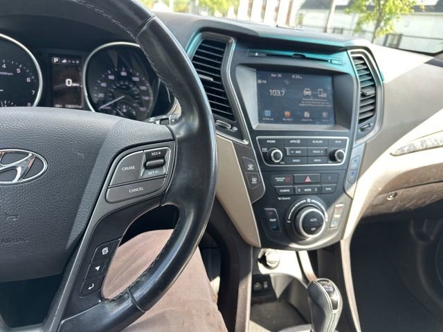 Used 2017 Hyundai Santa Fe Sport image 38