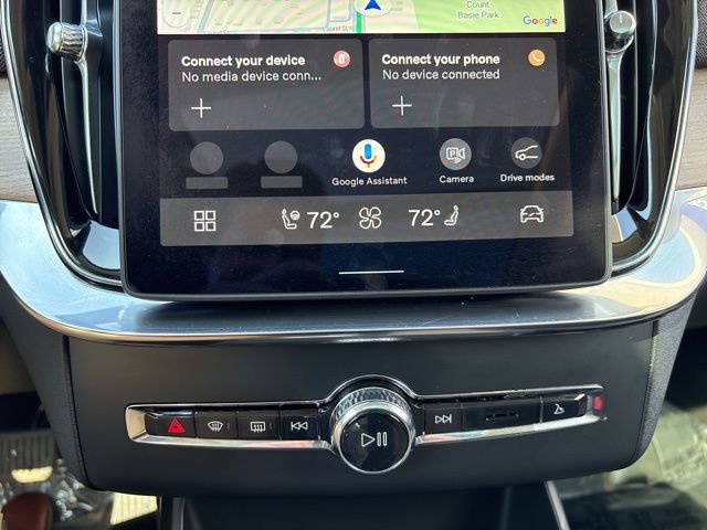 Used 2025 Volvo XC90 B5 Plus image 28