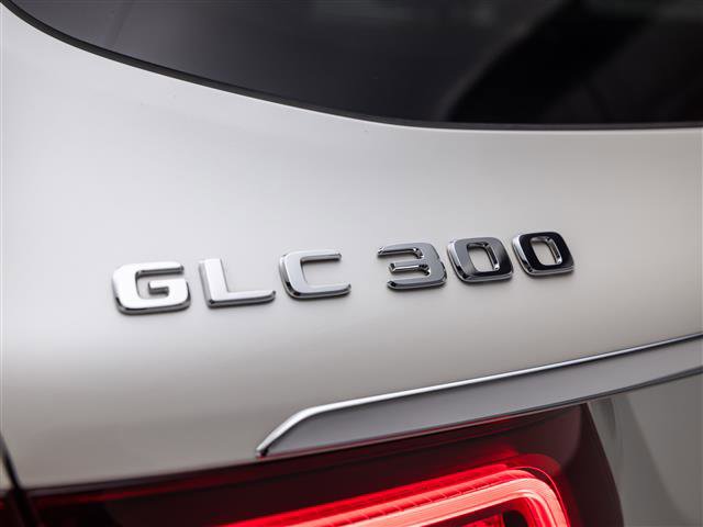 Used 2021 Mercedes-Benz GLC 300 SUV image 33