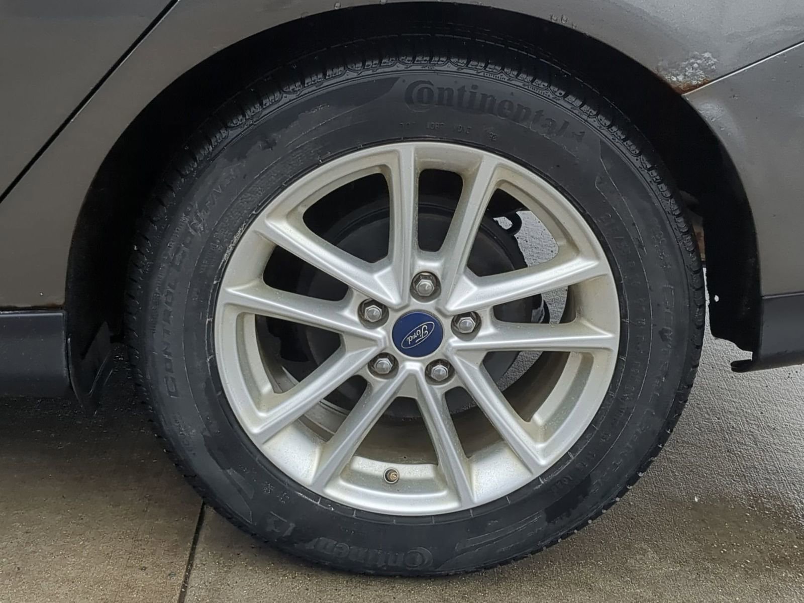 Used 2017 Ford Focus SE image 14