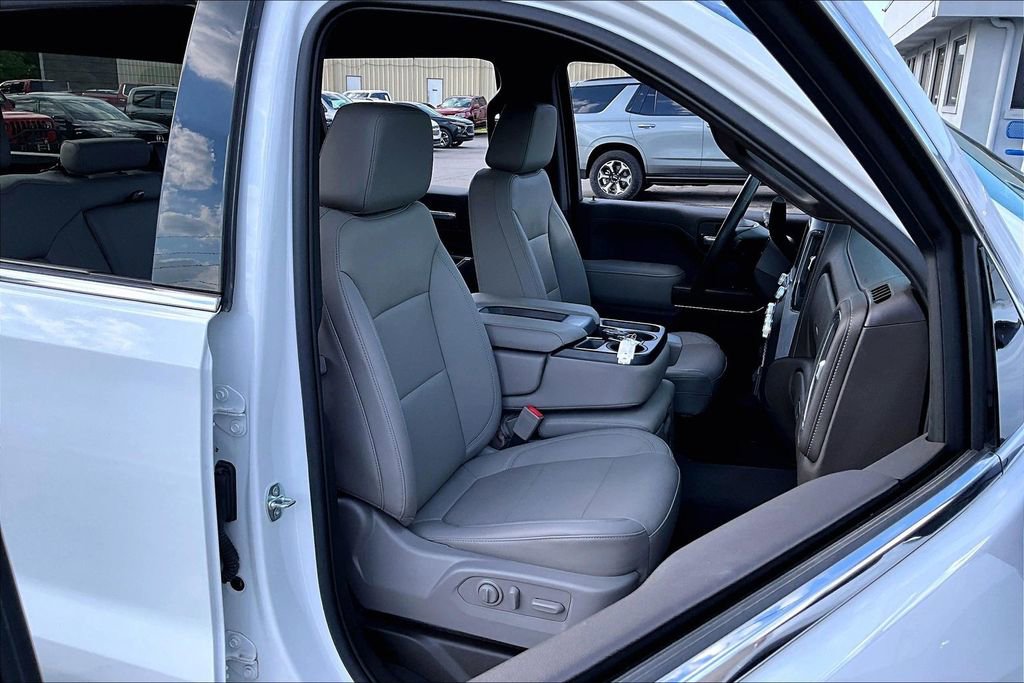 Used 2021 GMC Sierra 1500 SLT RWD image 28