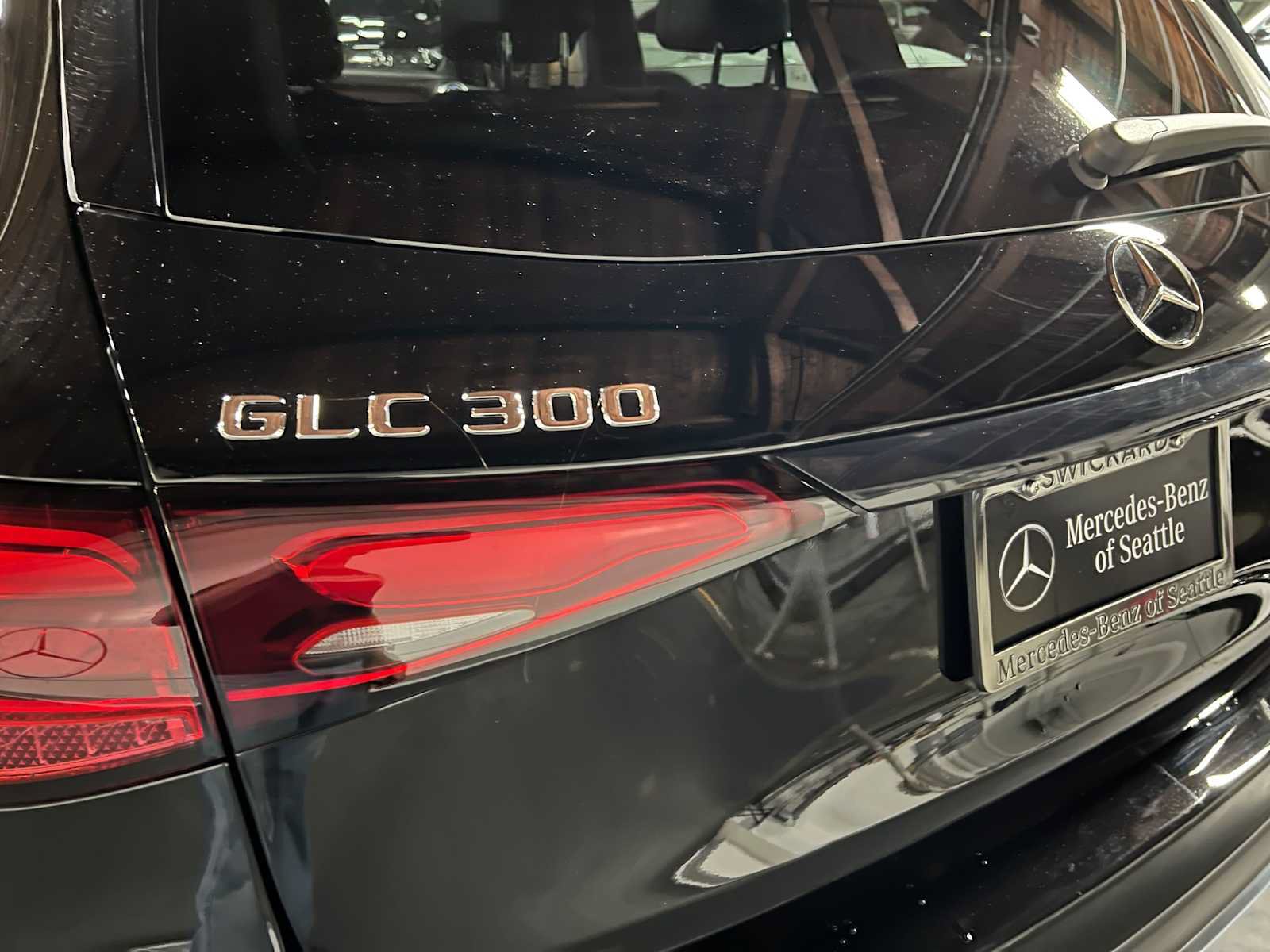 Used 2026 Mercedes-Benz GLC 300 4MATIC image 14