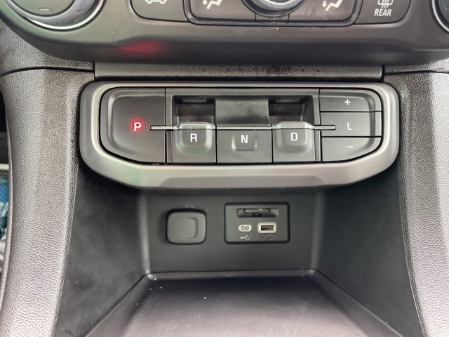 Used 2023 GMC Acadia AT4 w/ Technology Package image 41