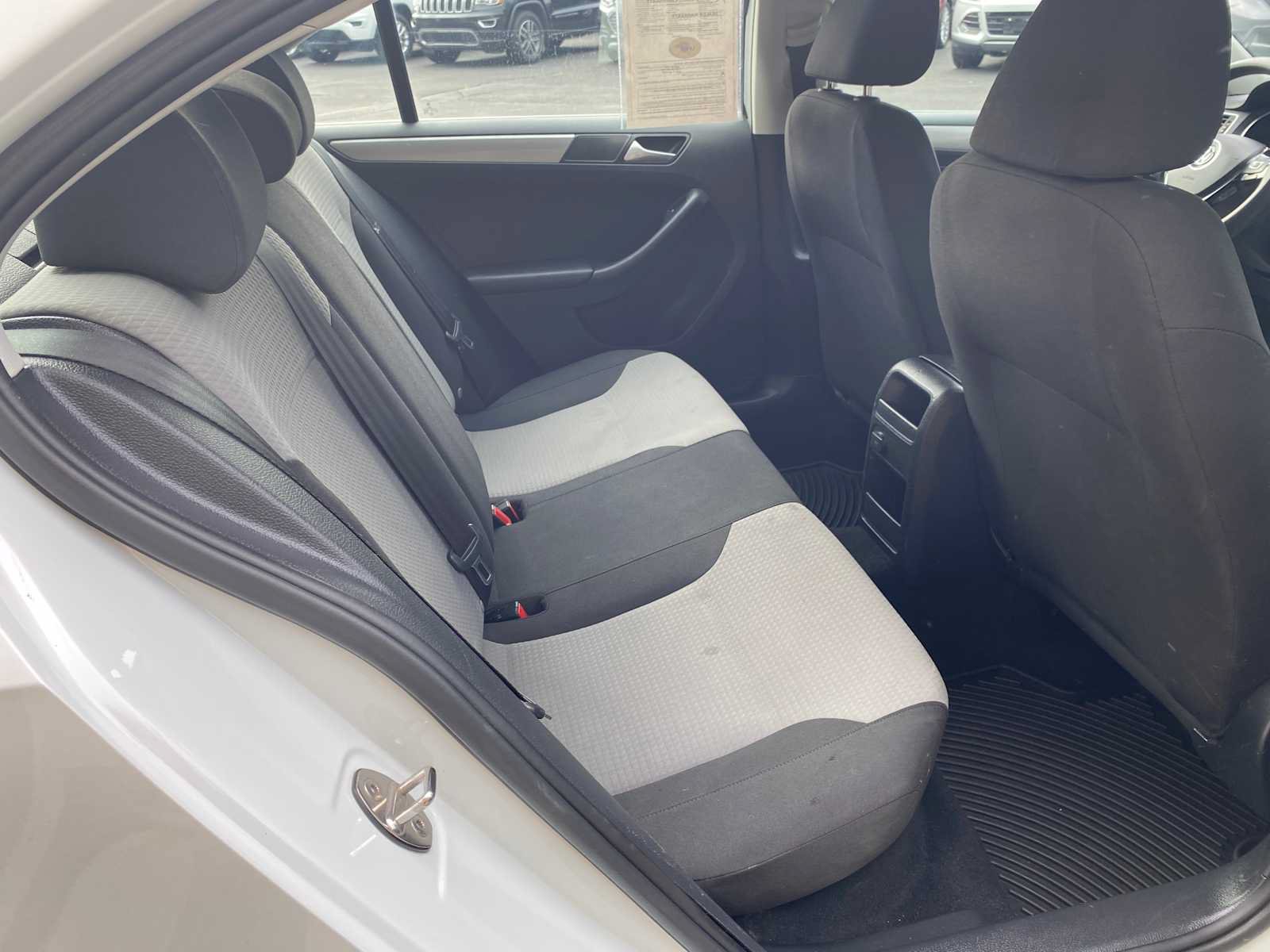 Used 2017 Volkswagen Jetta S FWD image 25