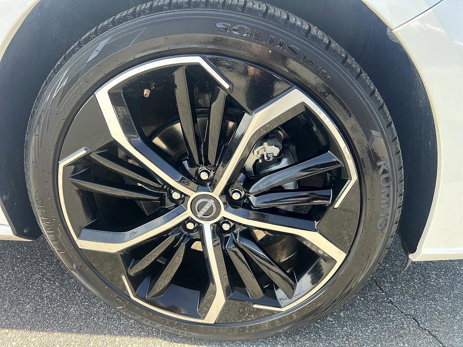 Certified 2024 Nissan Altima 2.5 SR image 12