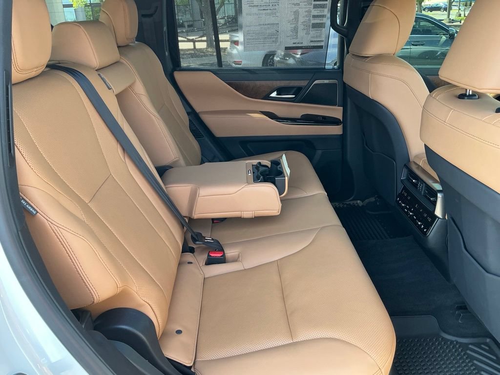 Certified 2026 Lexus LX 600 4WD w/ Accessory Package (2T) image 23