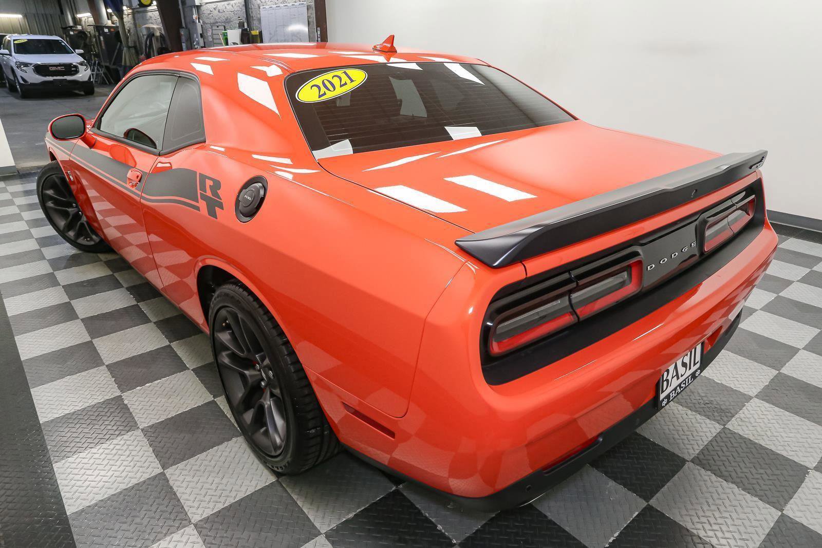 Used 2021 Dodge Challenger R/T Scat Pack w/ Shaker Package image 14
