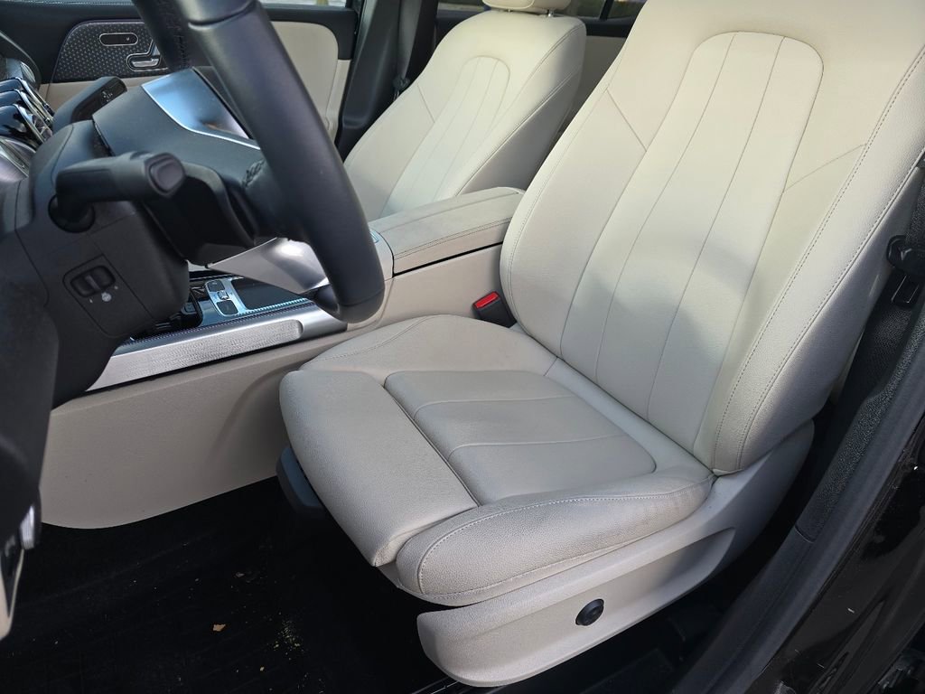 Used 2024 Mercedes-Benz GLB 250 GLB 250 image 23