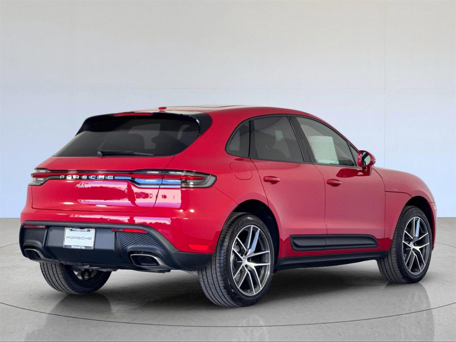 New 2026 Porsche Macan image 8