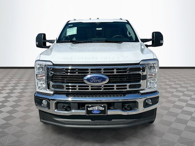 New 2026 Ford F350 XL w/ XL Chrome Package AWD/4WD image 2