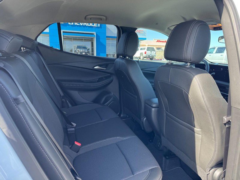 Used 2025 Buick Encore GX Preferred image 10