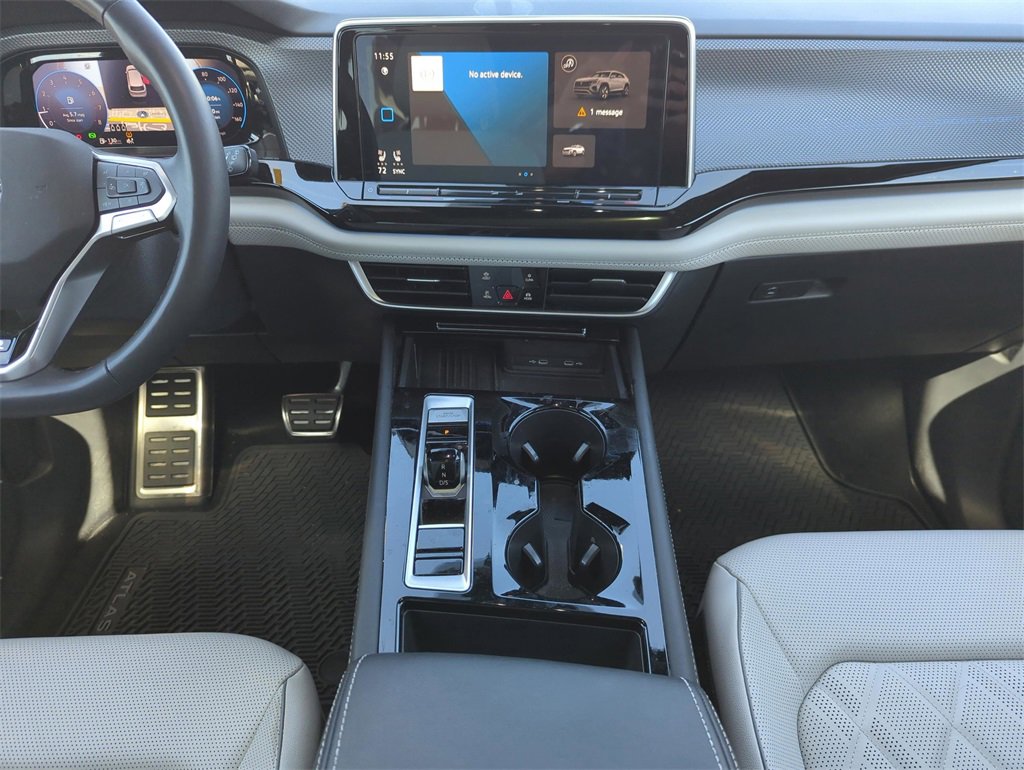 Used 2025 Volkswagen Atlas Cross Sport SEL Premium R-Line image 22