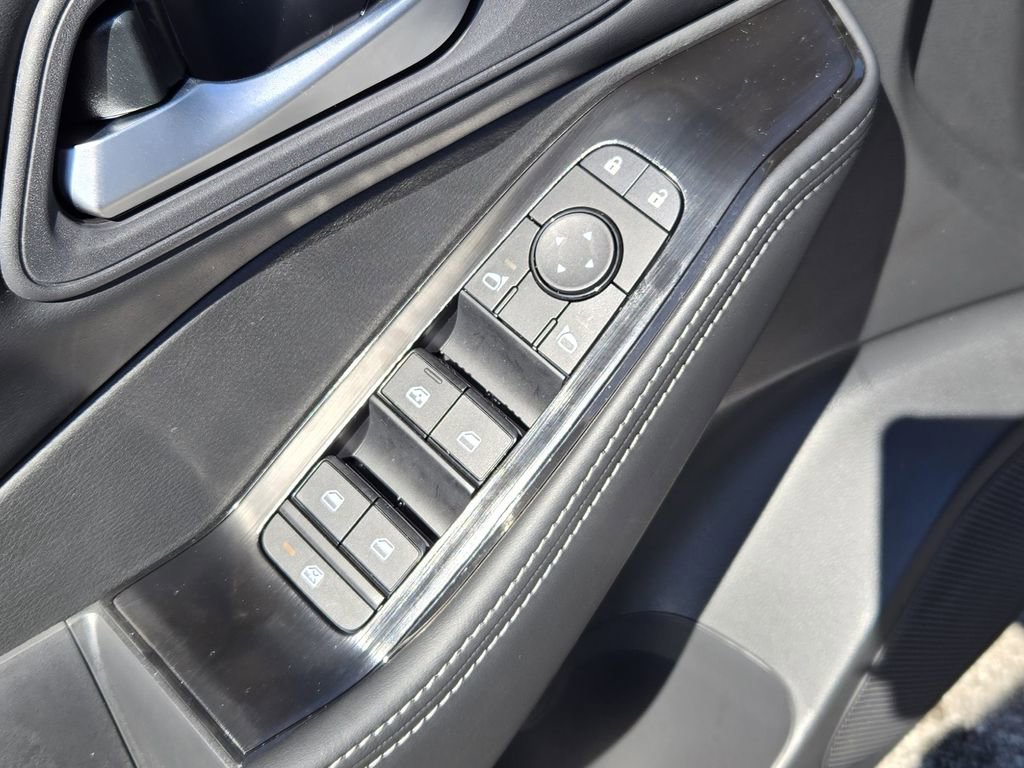 New 2026 Nissan Rogue SV w/ Cold Weather Package FWD image 18
