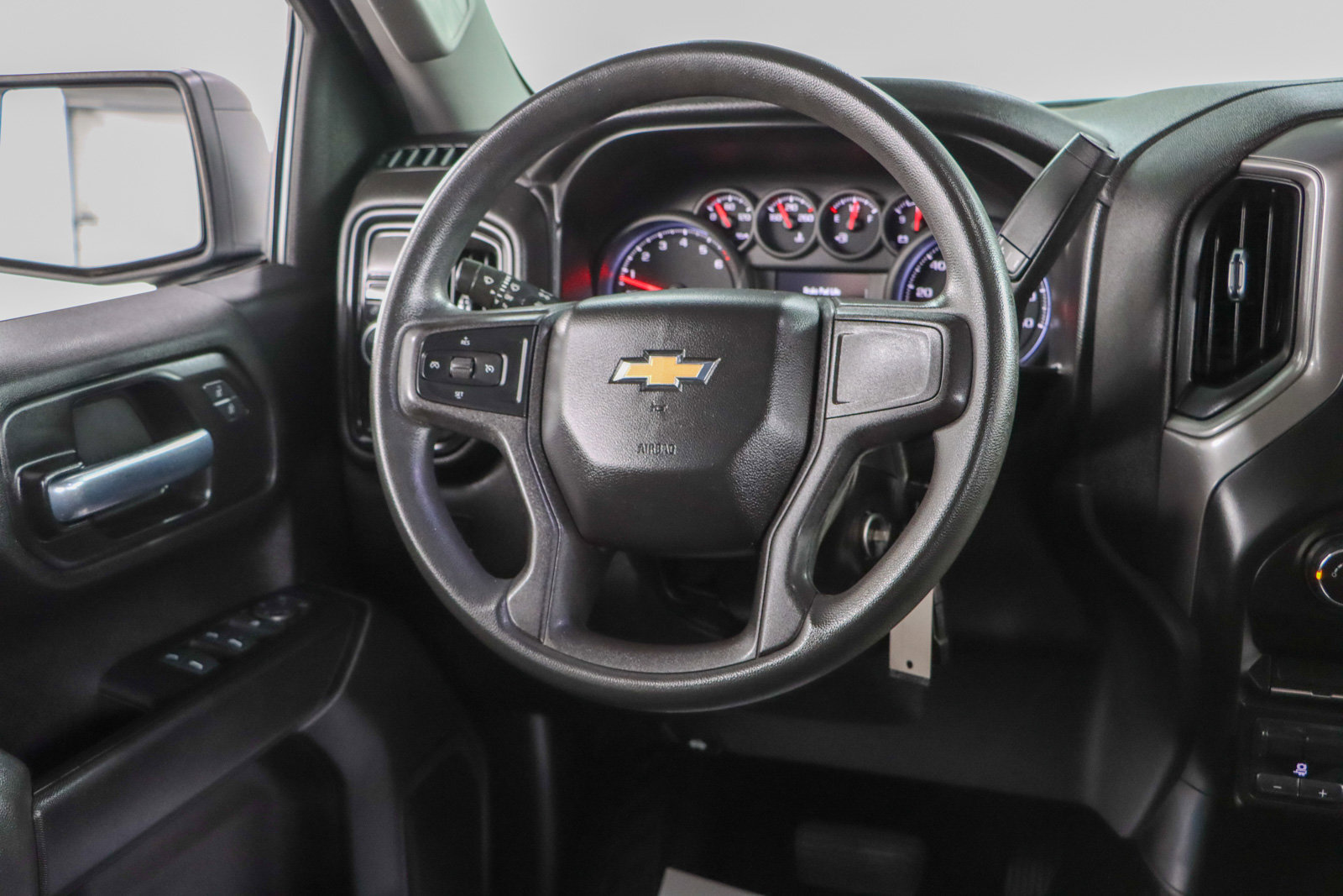 Used 2021 Chevrolet Silverado 1500 Custom RWD image 12