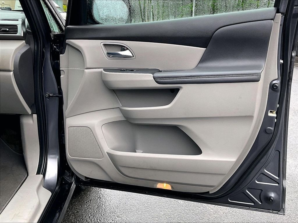 Used 2015 Honda Odyssey EX-L image 12