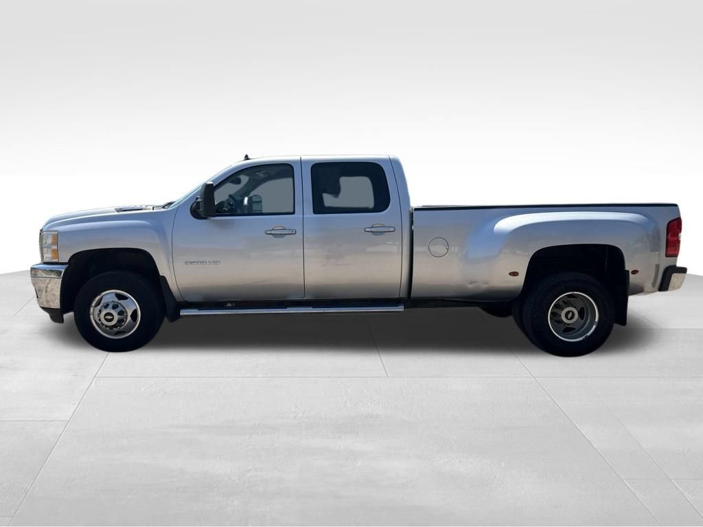 Used 2013 Chevrolet Silverado 3500 LTZ w/ LTZ Plus Package AWD/4WD image 3
