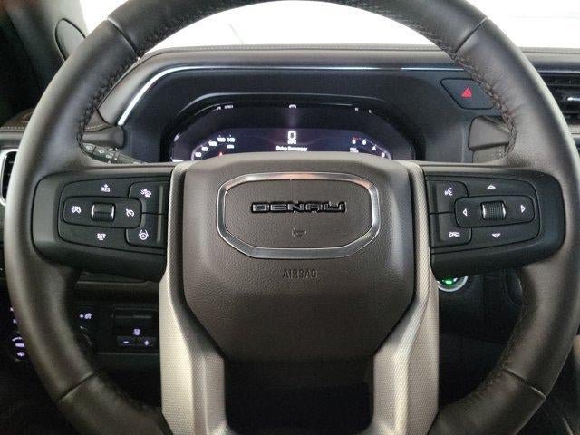 Used 2023 GMC Yukon XL Denali w/ Denali Reserve Package AWD/4WD image 22