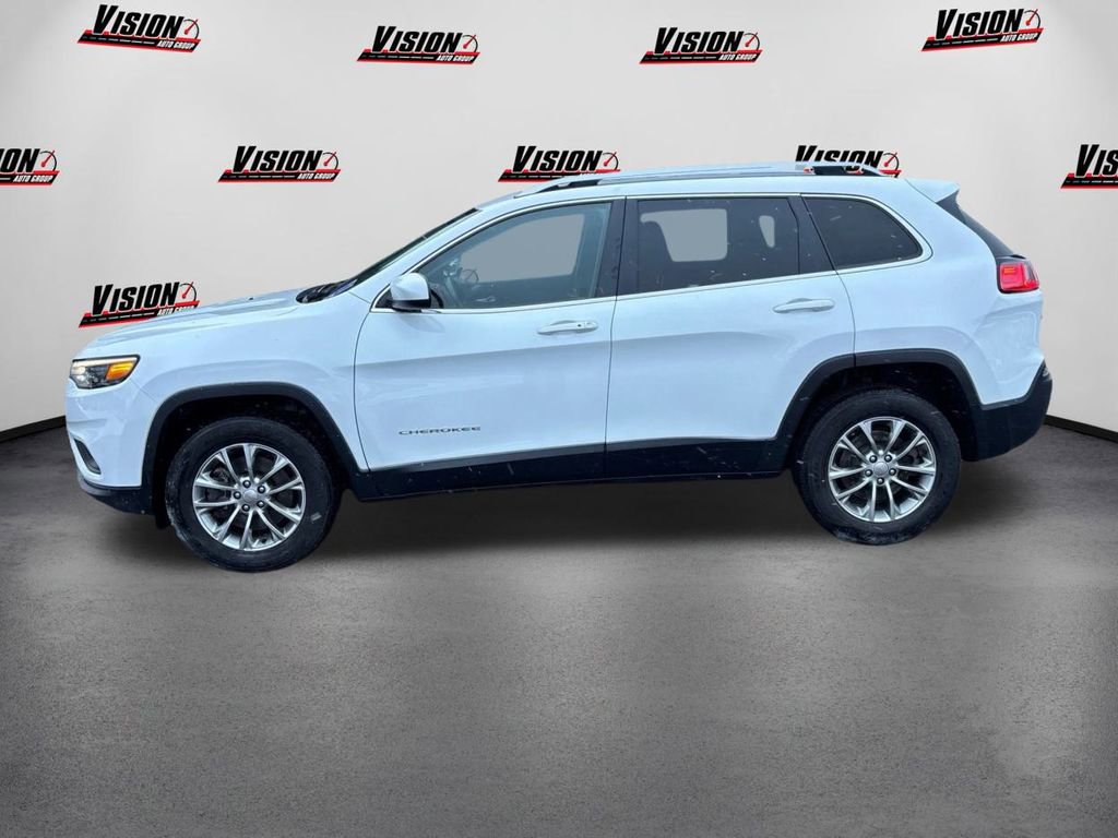 Used 2019 Jeep Cherokee Latitude Plus w/ Cold Weather Group image 8