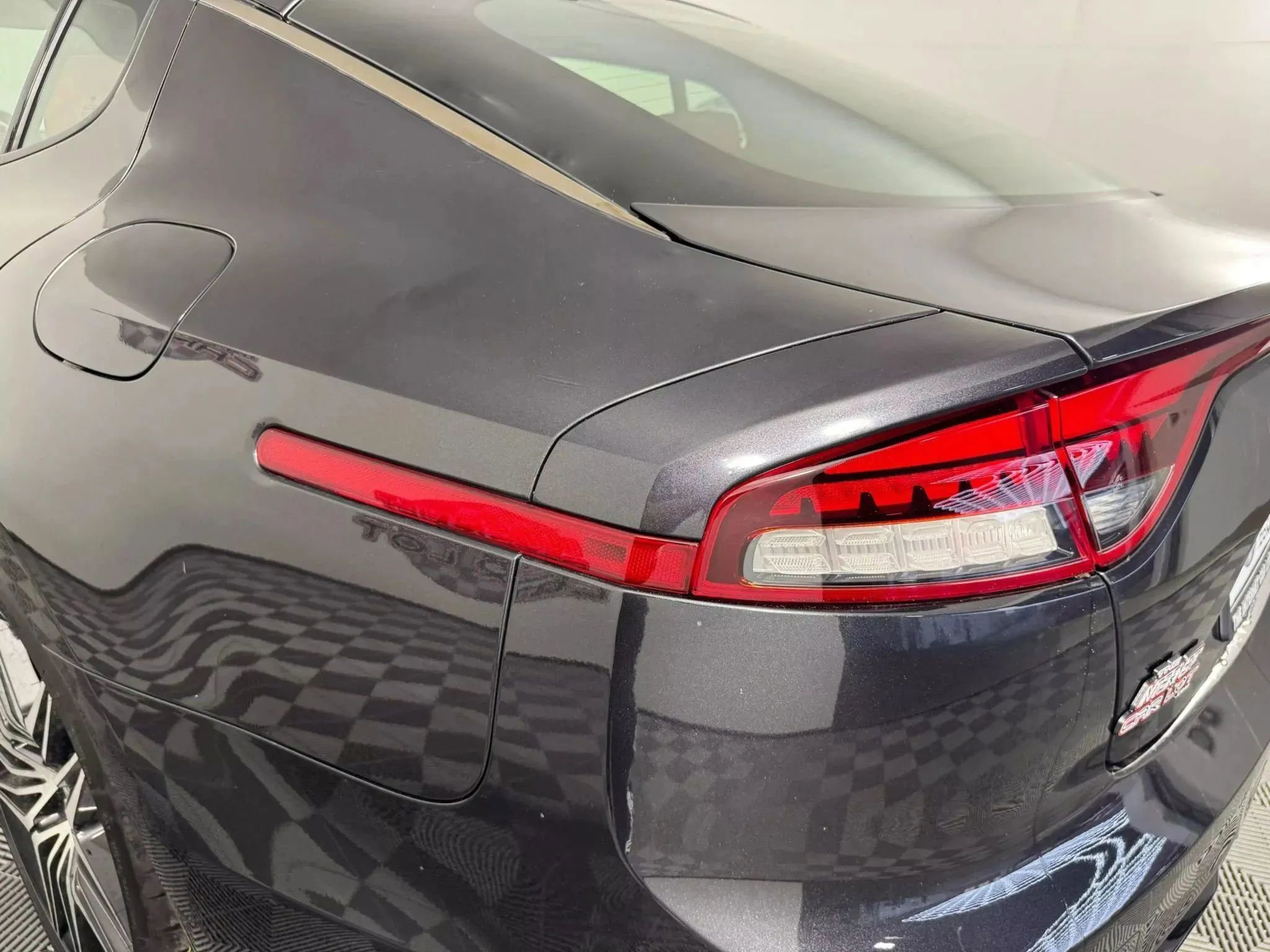 Used 2022 Kia Stinger GT1 w/ Red Interior Color Package AWD/4WD image 33