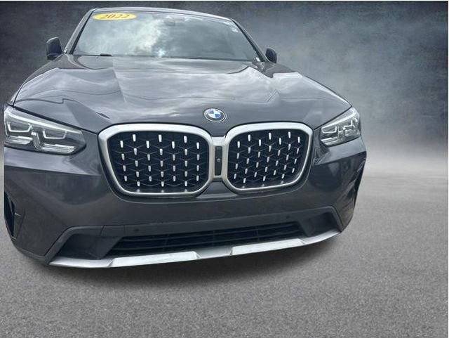 Used 2022 BMW X4 xDrive30i w/ Parking Assistance Package AWD/4WD image 32