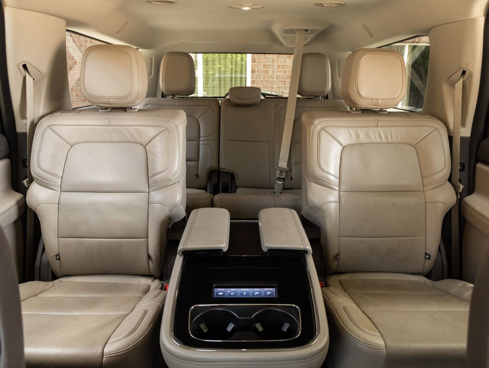 Used 2022 Lincoln Navigator L Reserve AWD/4WD image 28