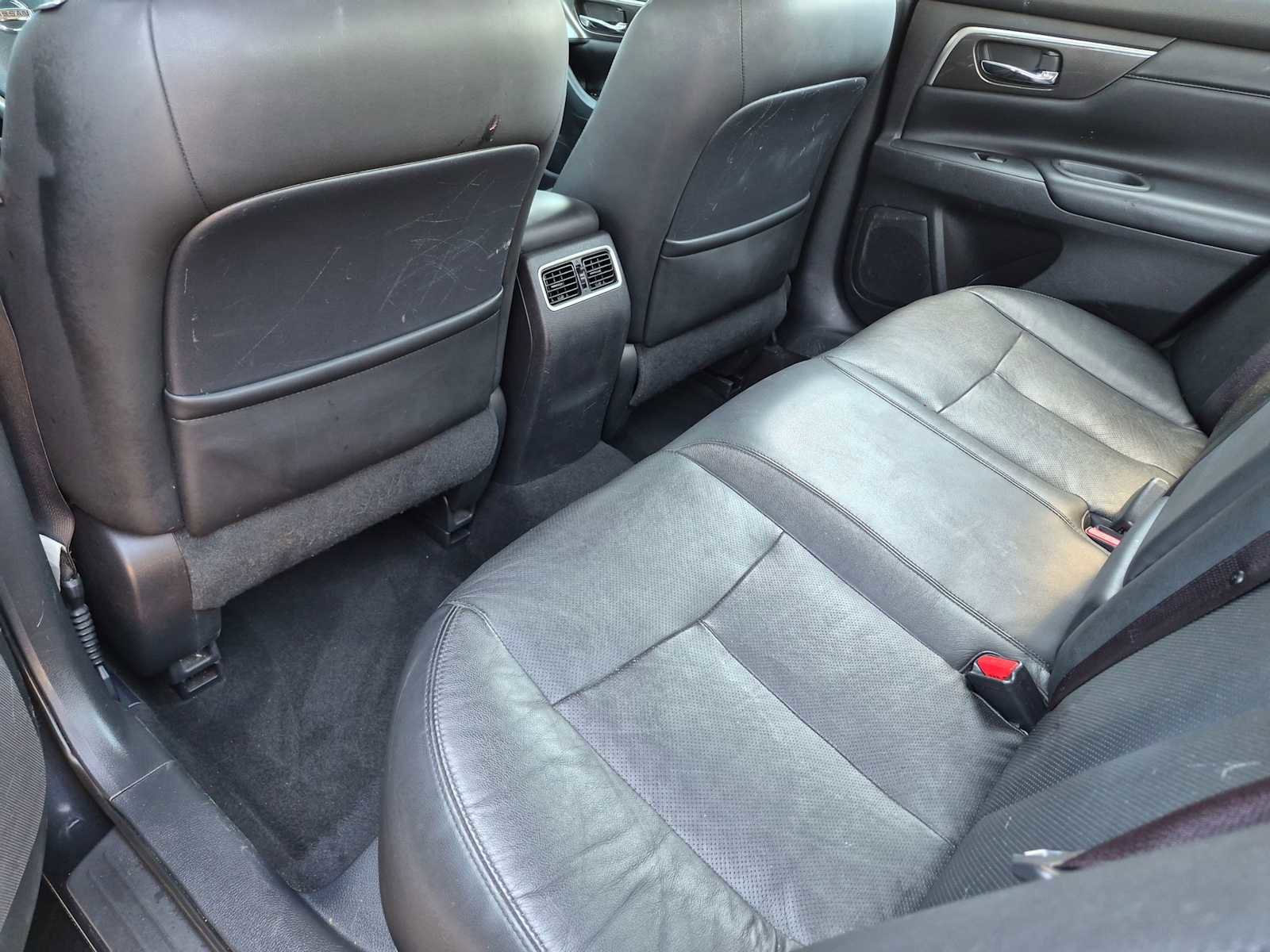 Used 2013 Nissan Altima 2.5 SL FWD image 16