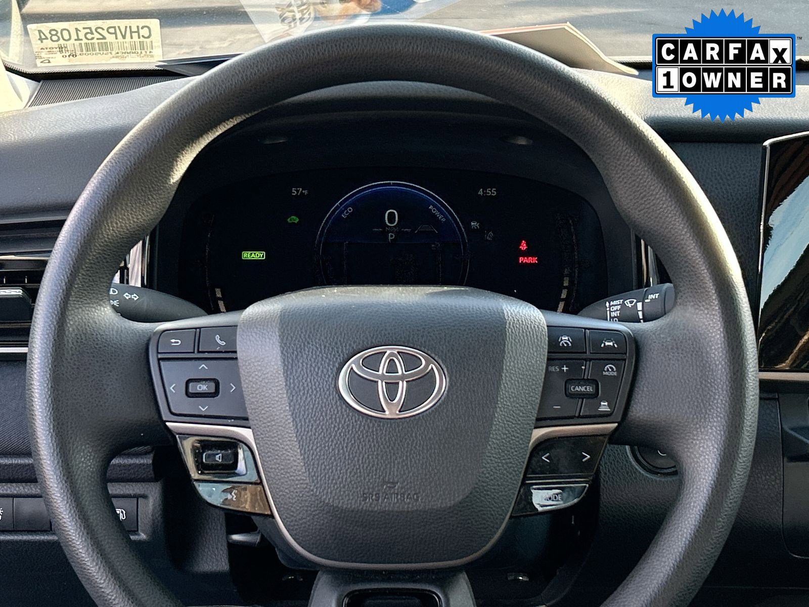Used 2025 Toyota Camry SE image 12