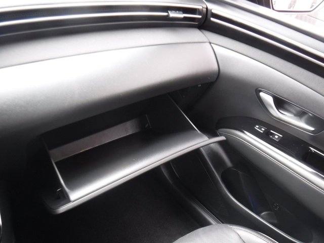 Used 2024 Hyundai Tucson Limited image 37