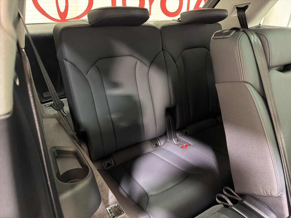 Used 2024 Audi Q7 2.0T Premium Plus image 16