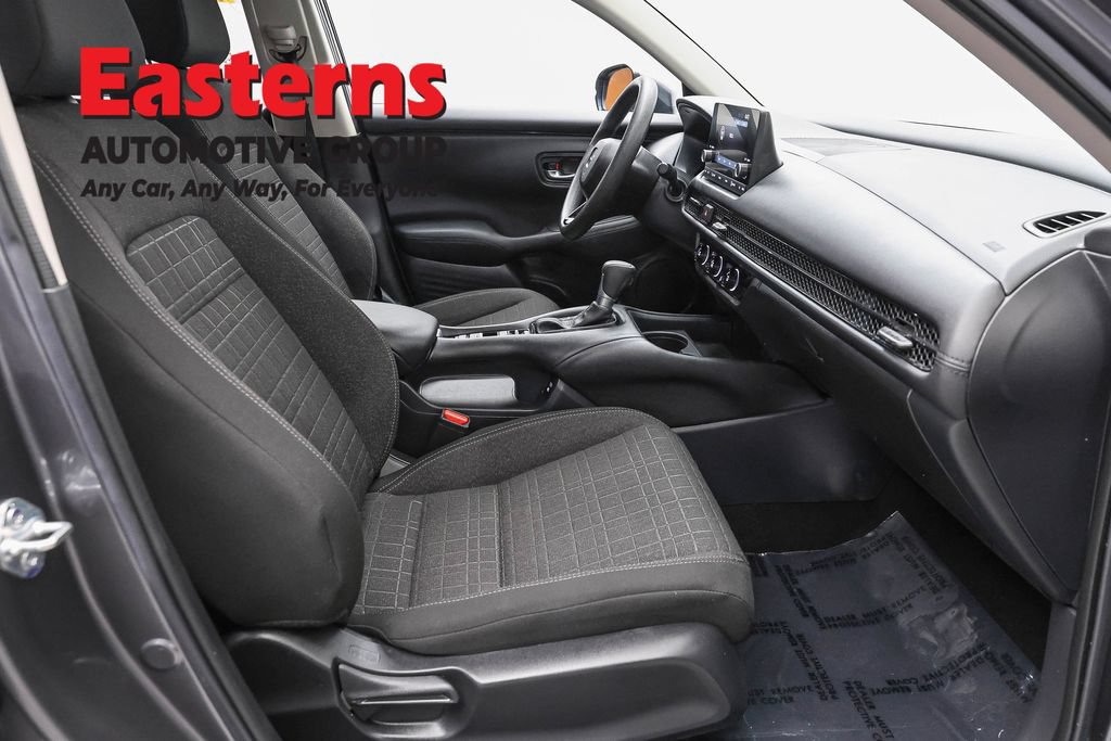 Used 2025 Honda HR-V LX image 23