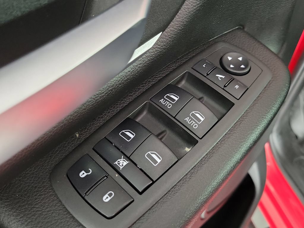 Used 2022 RAM 1500 Big Horn AWD/4WD image 18