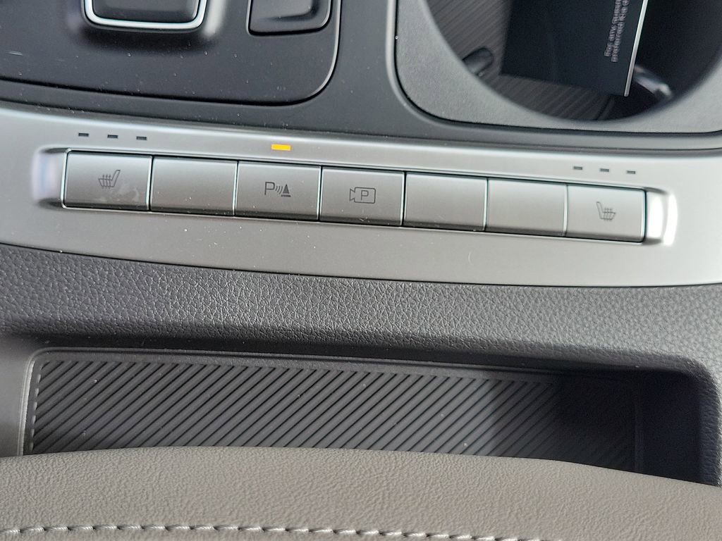 New 2026 Kia Carnival LXS FWD image 22