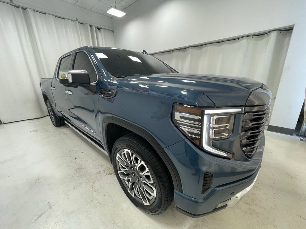 Used 2024 GMC Sierra 1500 Denali Ultimate AWD/4WD image 3