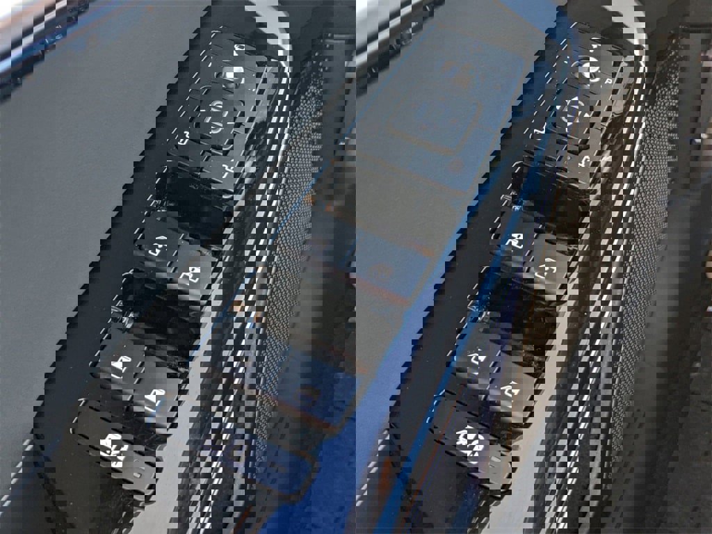 Used 2022 Kia EV6 GT-Line w/ GT-Line Suede Seat Package image 23