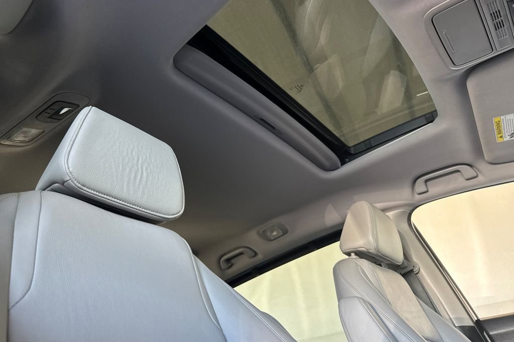 Used 2018 Honda Odyssey EX-L image 15