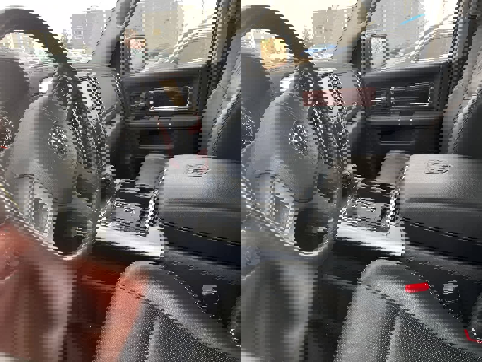 Used 2010 Dodge Ram 1500 Truck Laramie image 26