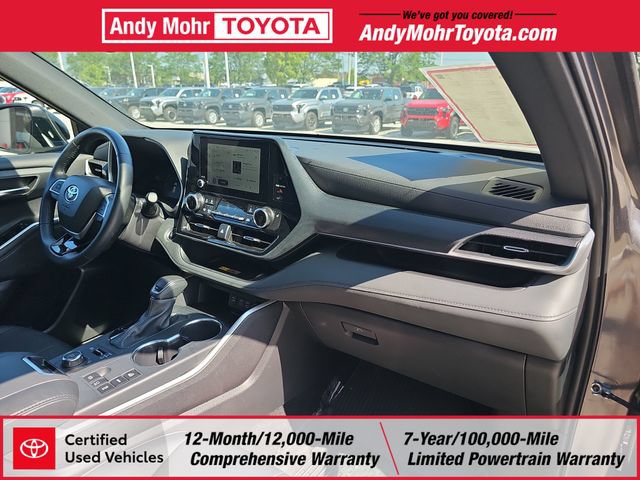Certified 2025 Toyota Highlander XSE AWD/4WD image 38