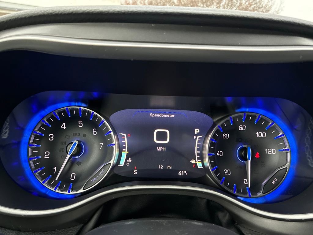 New 2026 Chrysler Pacifica Select image 15