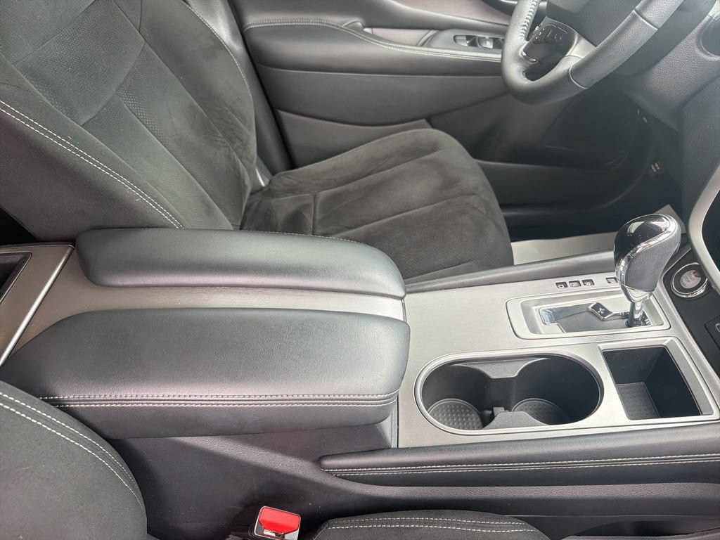 Used 2020 Nissan Murano SV AWD/4WD image 39