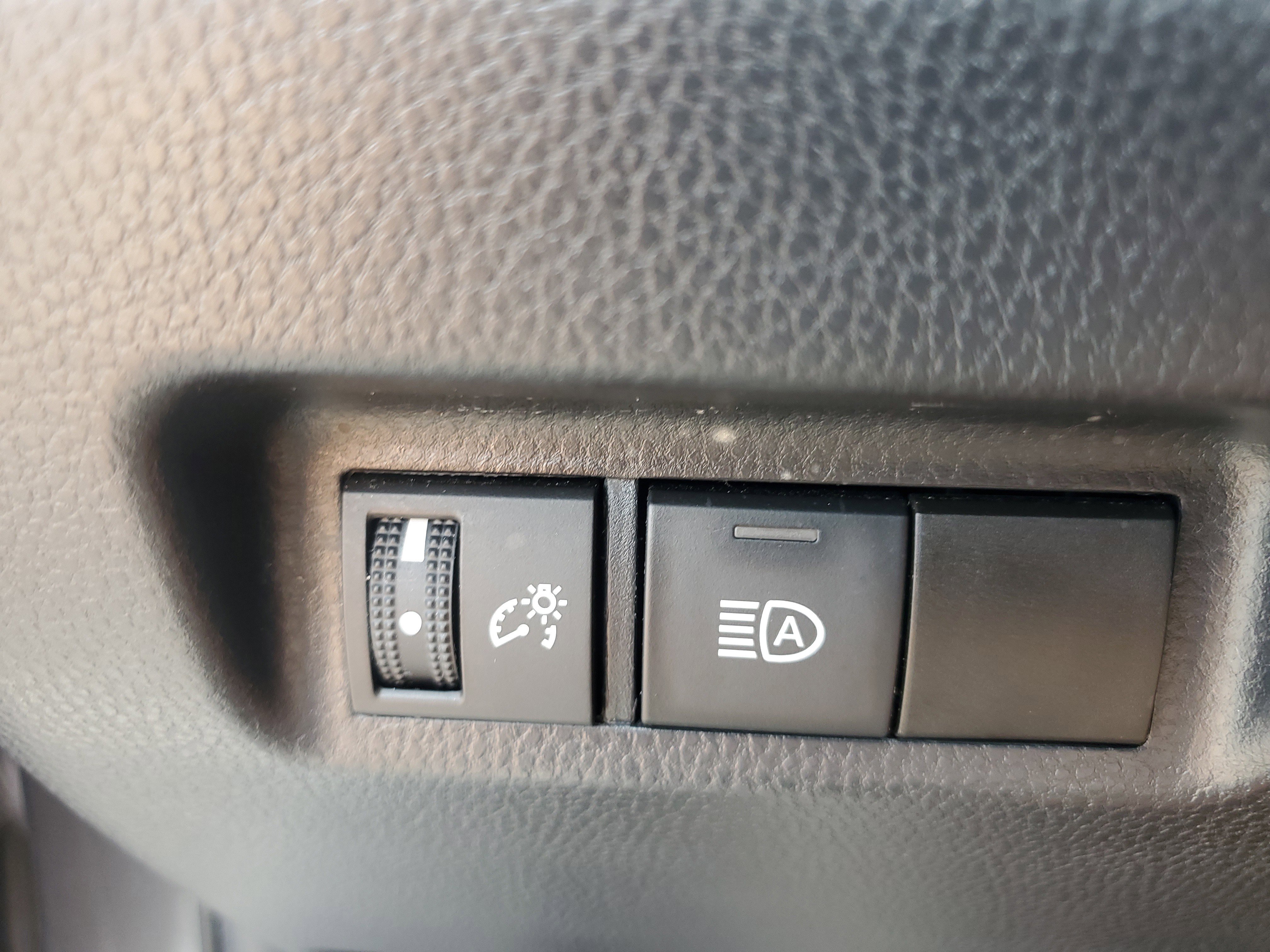 Certified 2023 Toyota RAV4 LE image 21