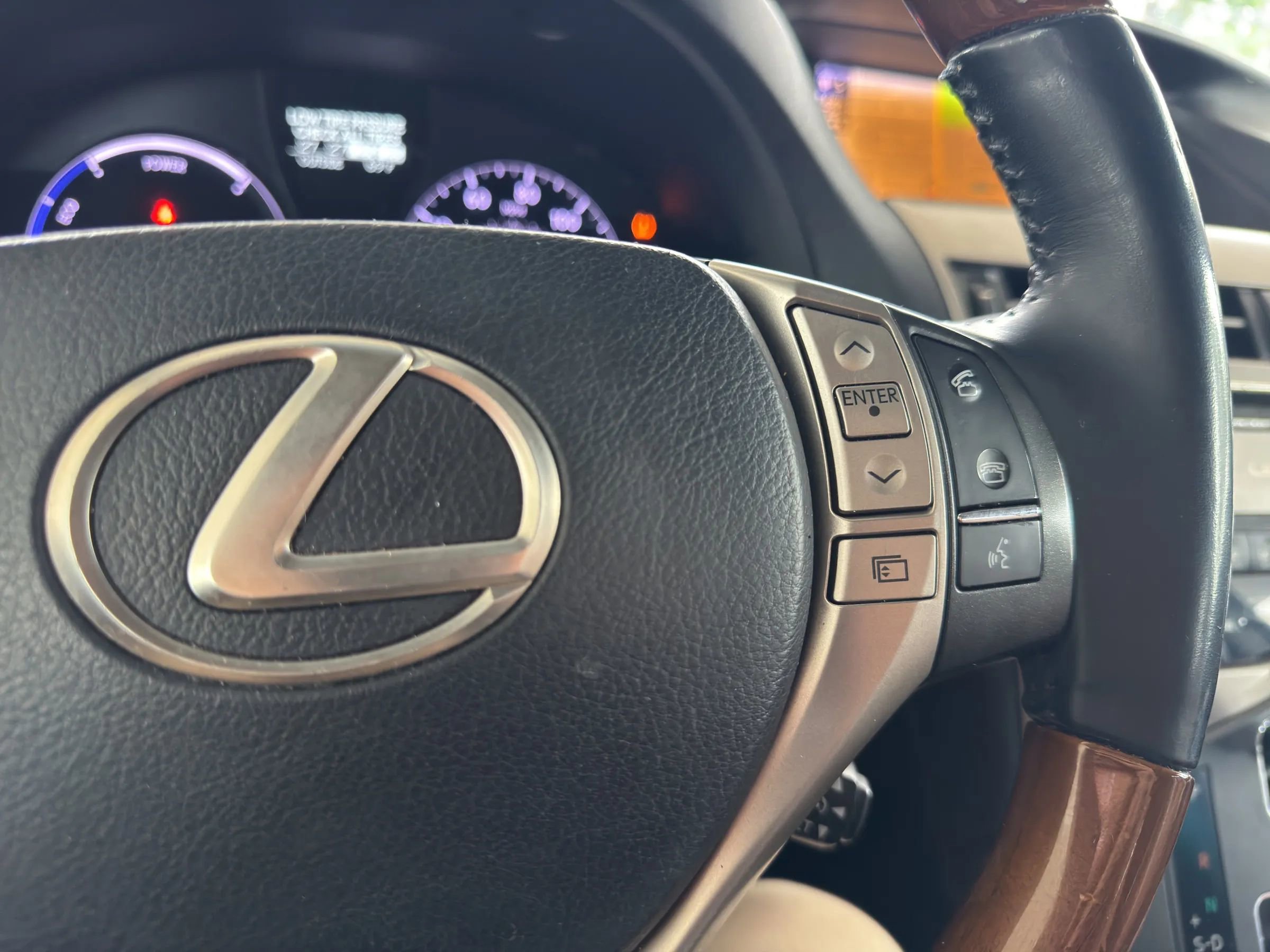 Used 2013 Lexus RX 450h FWD w/ Navigation Pkg image 31