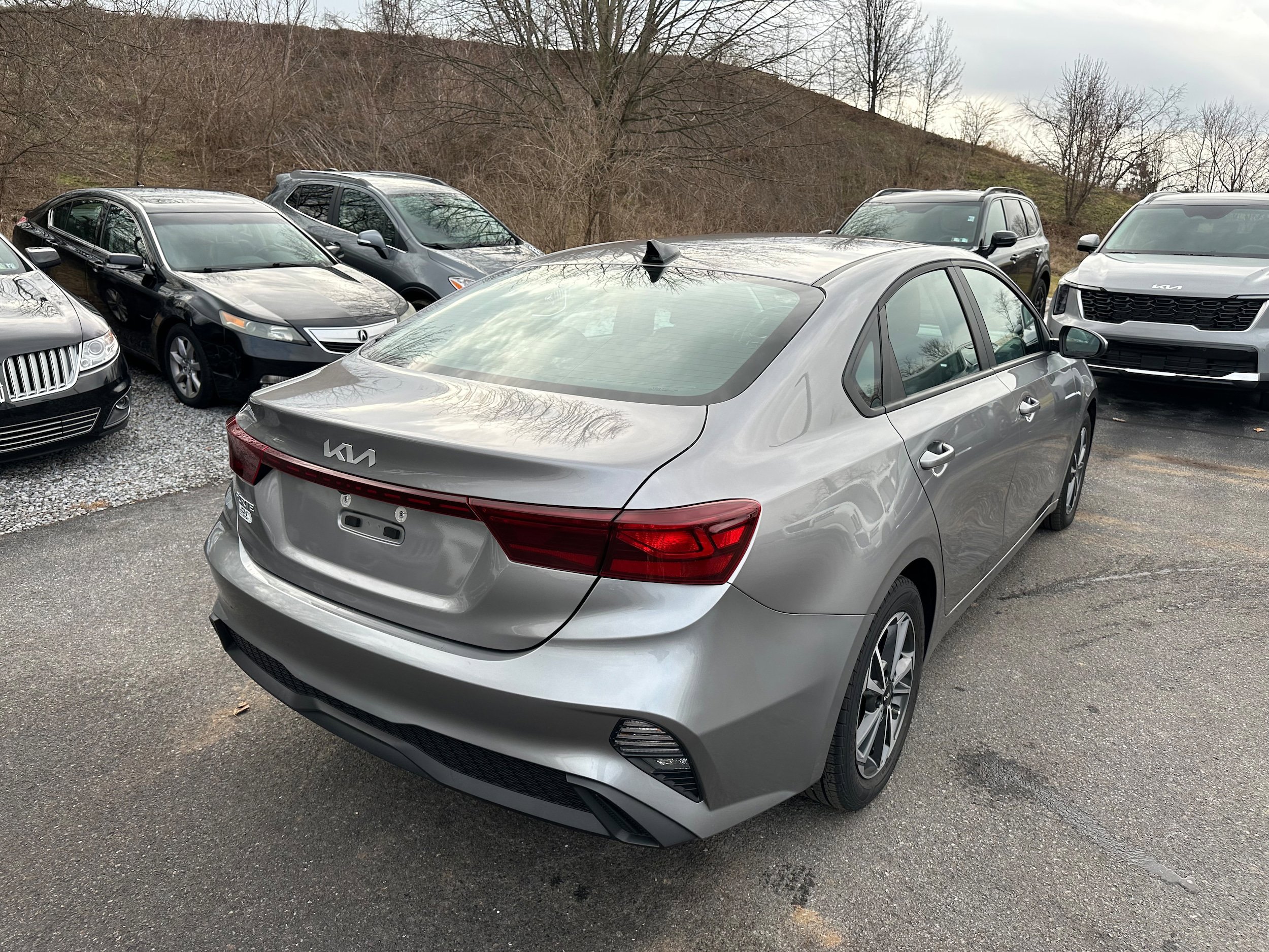 Used 2023 Kia Forte LXS image 5