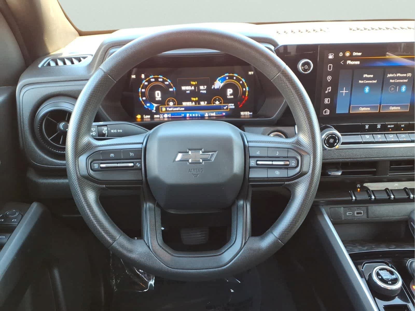 Used 2024 Chevrolet Colorado Trail Boss w/ Technology Package AWD/4WD image 22