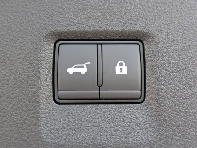 Certified 2025 INFINITI QX60 Luxe w/ Black Edition image 13